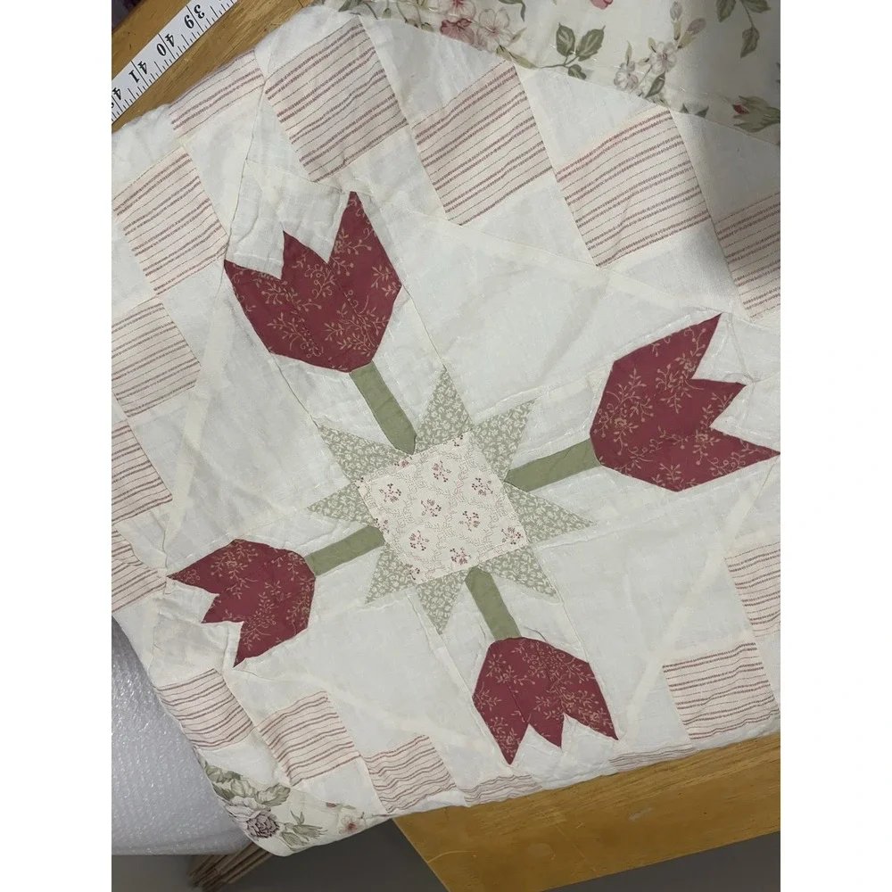 Vtg Handmade Quilt Tulip Floral Block Pattern 84x84